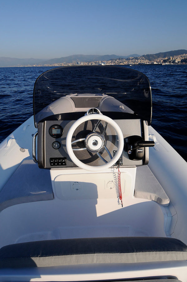 Sunshine Boat 585 Consolle 585 Sunshine Boat 585 Consolle 585