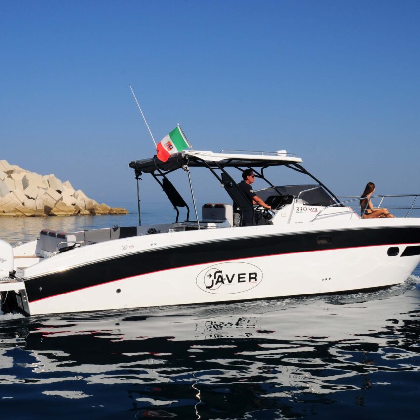 Saver 330 Walkaround Nautic Service Lago Di Garda Dsc 1355